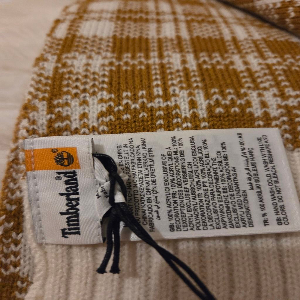 Timberland 100% Acrylic cream and brown plaid scarf - Picture 9 of 12